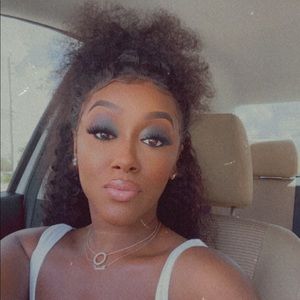 Meet your Posher, Raven